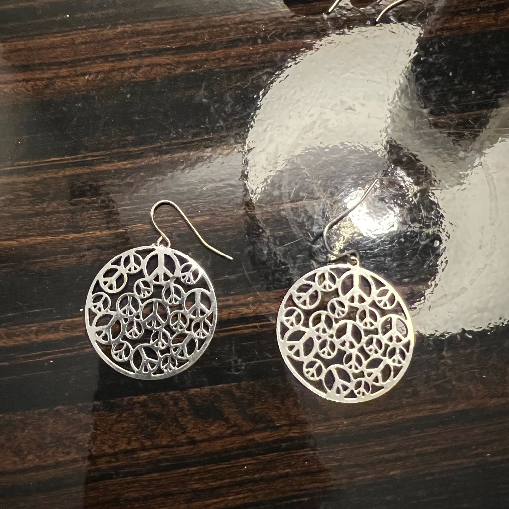 Peace Sign Earrings 9$